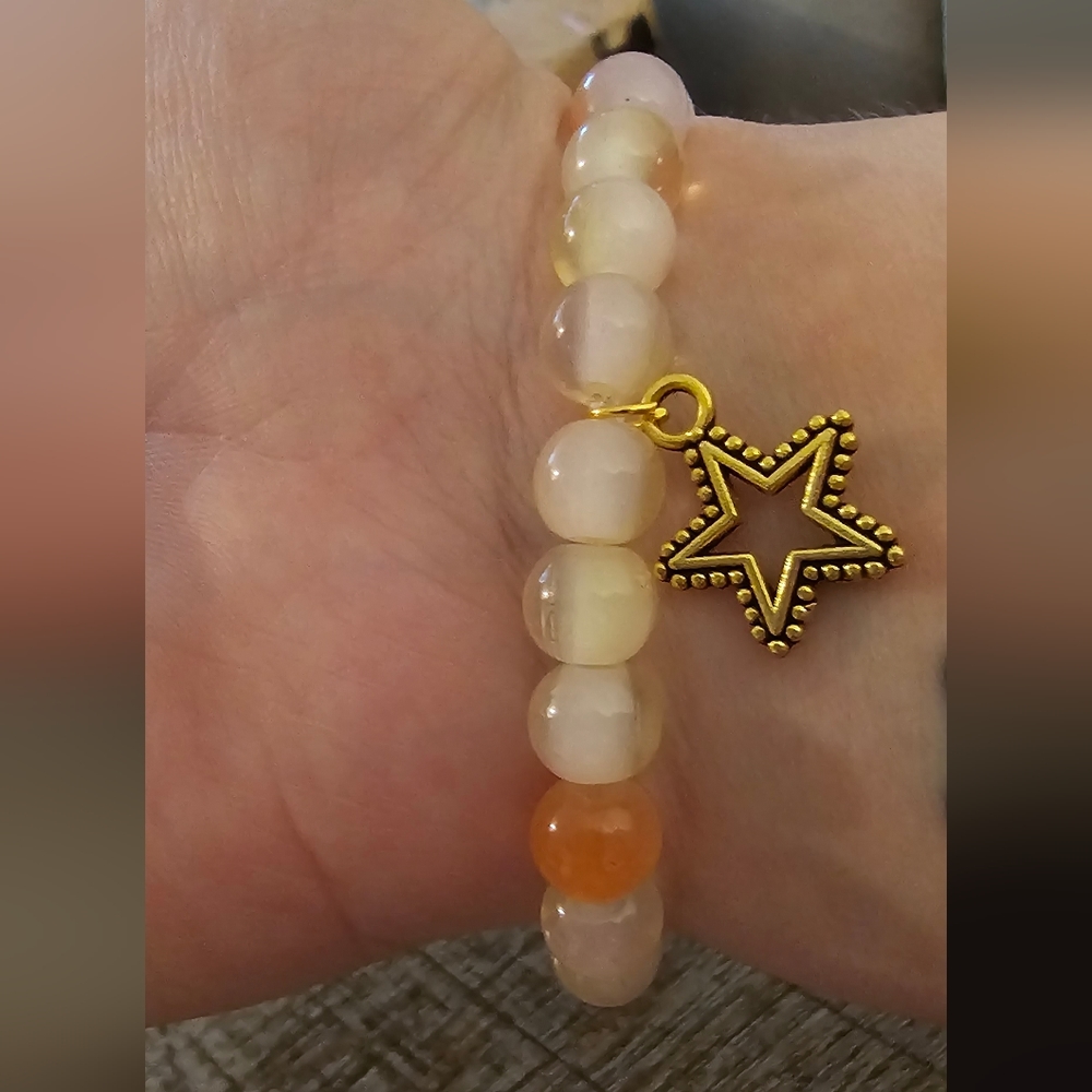 Handmade bracelet - Picture 2 of 2